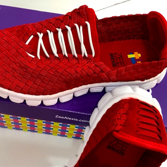 NIB $89 ZEE ALEXIS DANIELLE Memory Foam Woven CASHMERE Sneakers 6-6.5 HANDS FREE - Picture 15 of 16